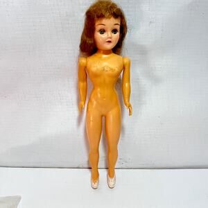 Vintage Madame Alexander sleepy eyes doll
